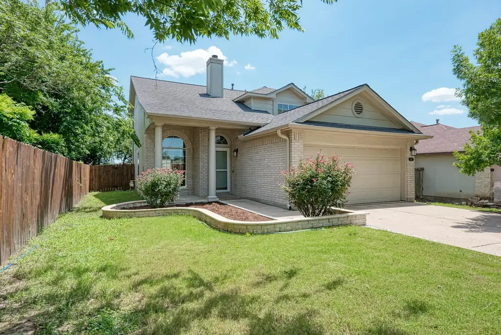 216 Cassandra Drive, Hutto