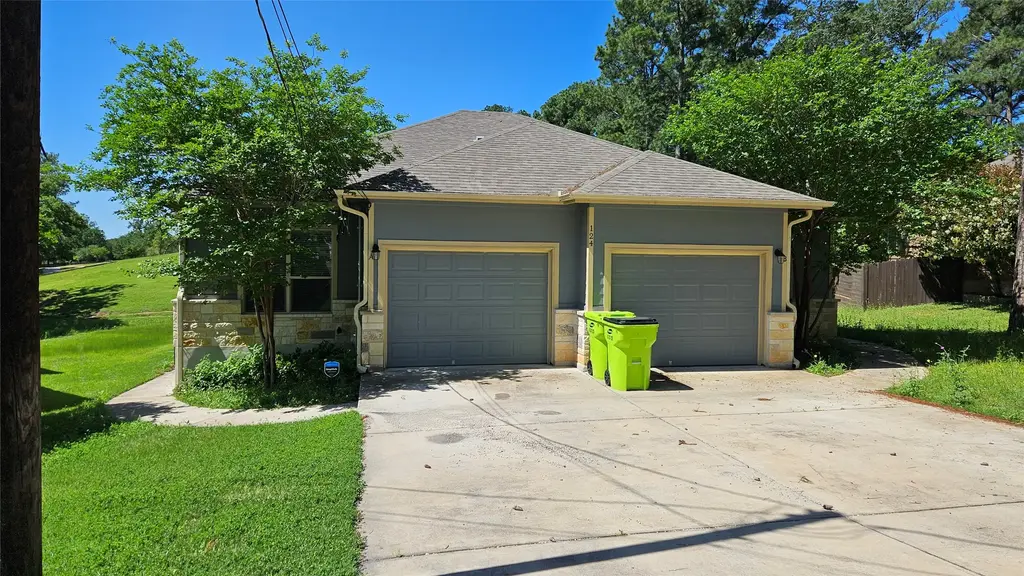 124 S Kanaio Drive, Bastrop
