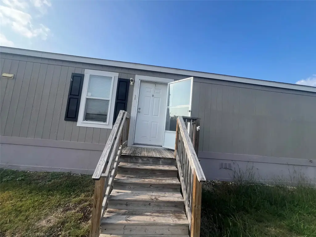 215 Greenfield Road, Kyle