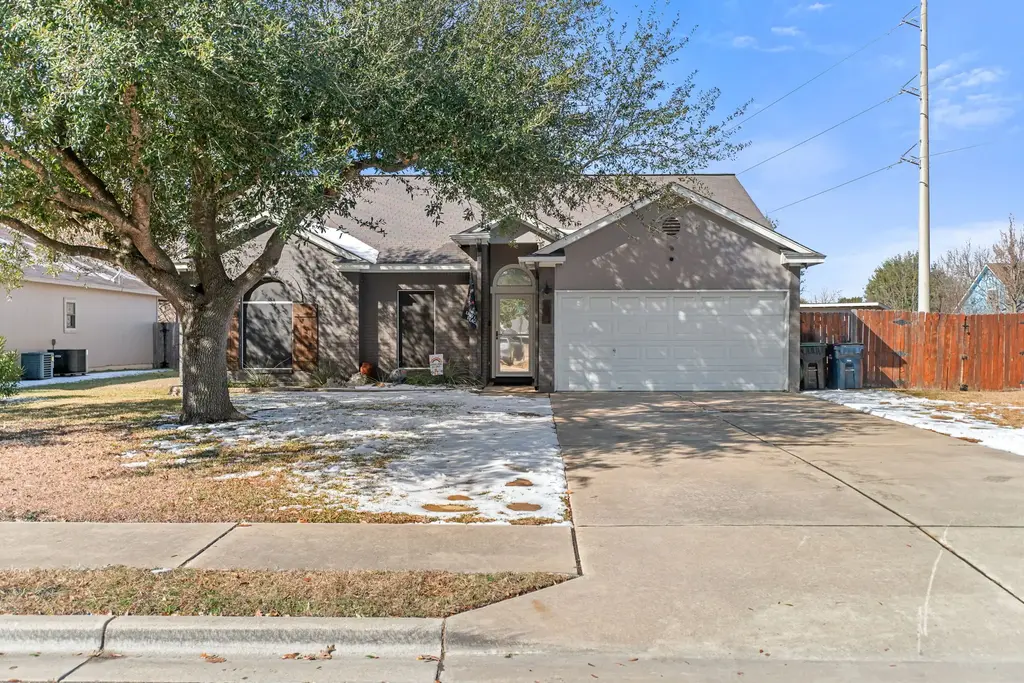 401 Kates Way, Hutto