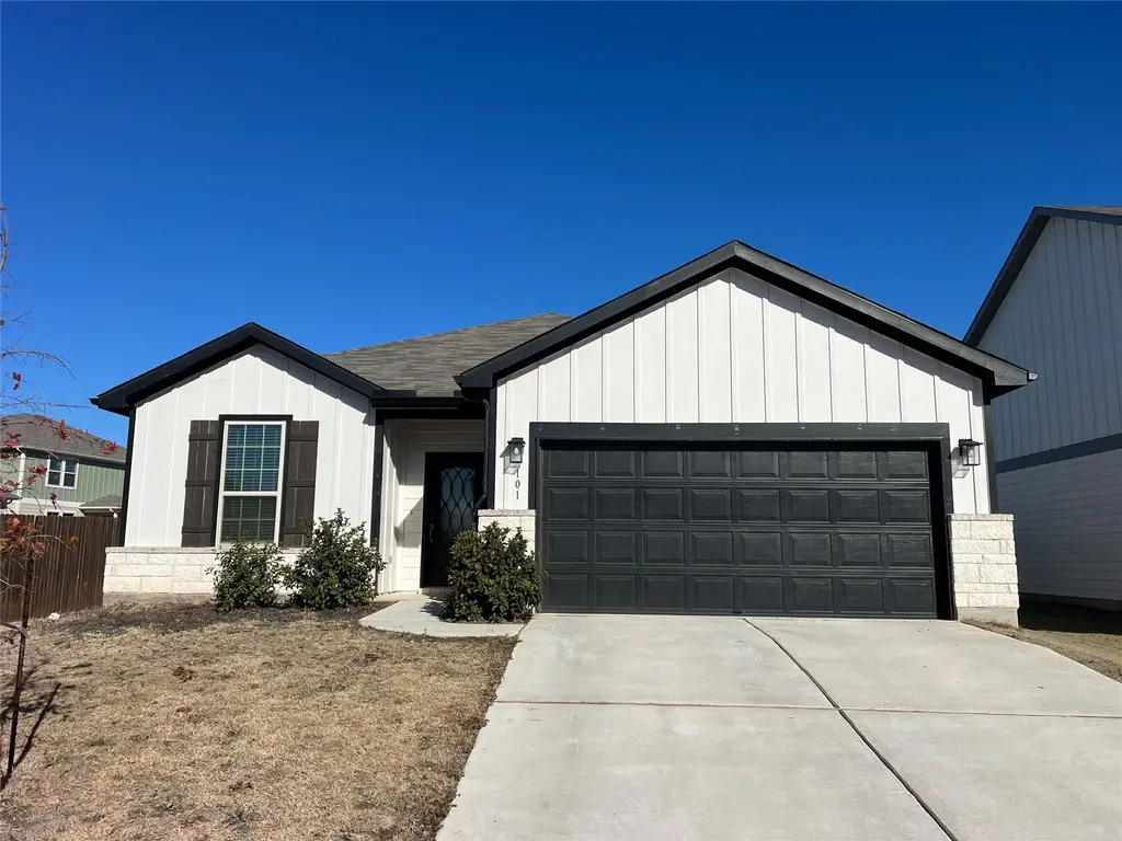 101 Purple Sandpiper Lane, Leander