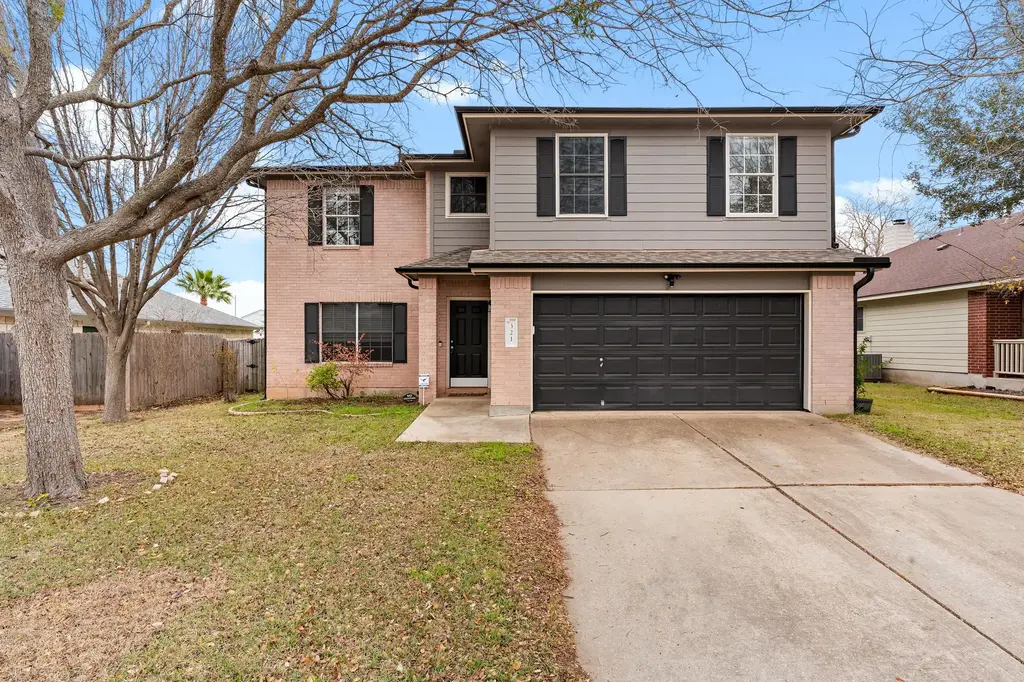 321 Nicole Way, Bastrop