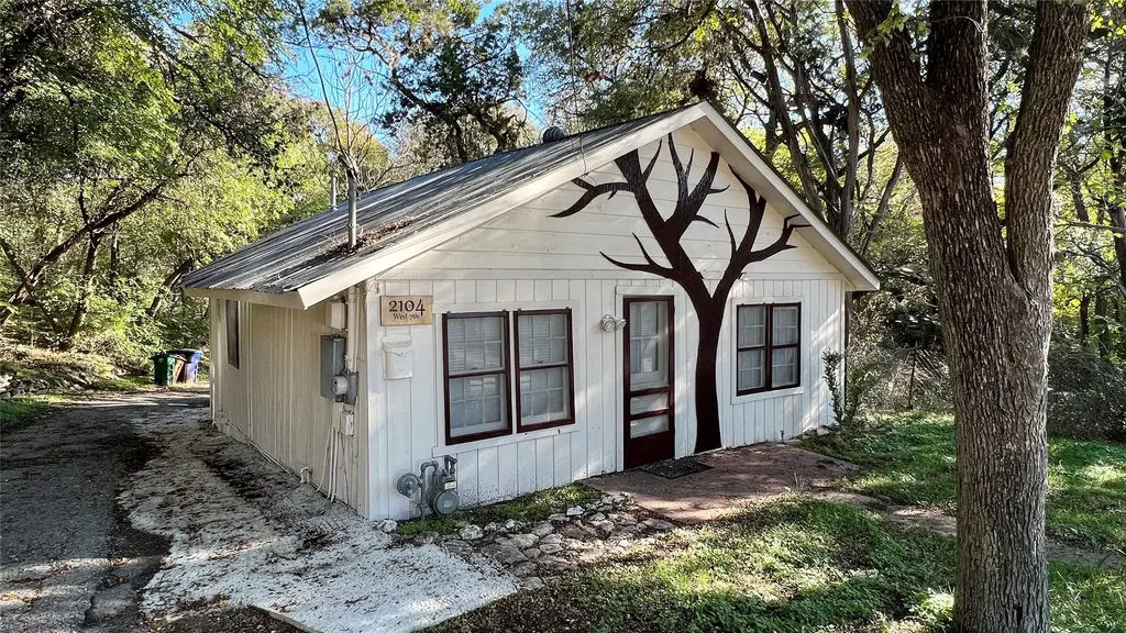2104 W 7th Street, Austin