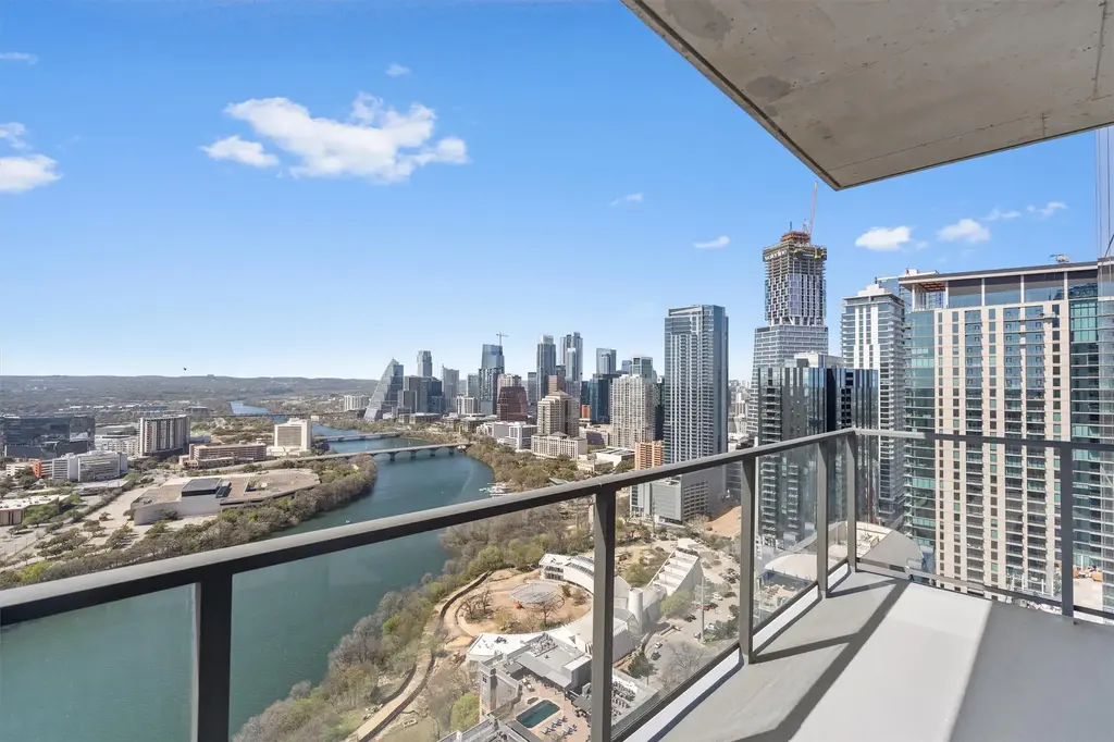 44 East Avenue 3402, Austin
