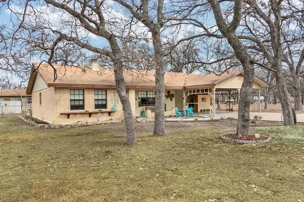 106 Redbird Street, Marble Falls