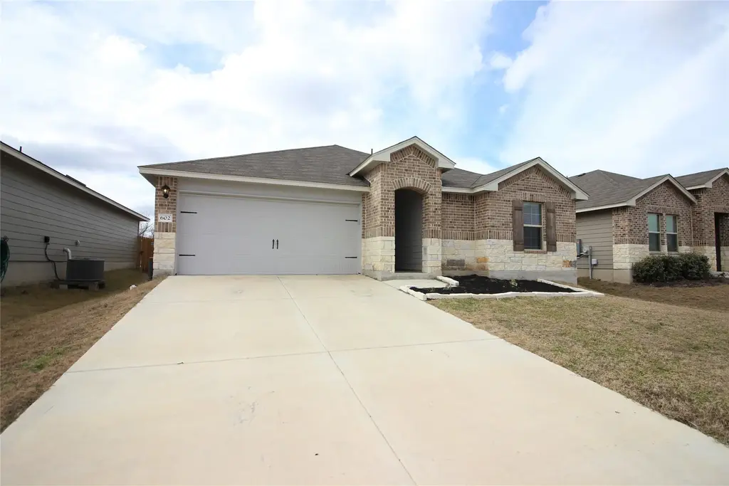 602 Wyatt Way, Jarrell