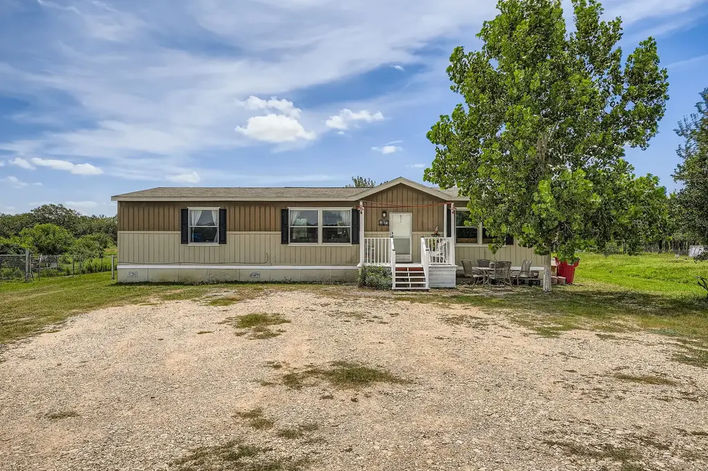 435 Still Meadow Drive, Dale
