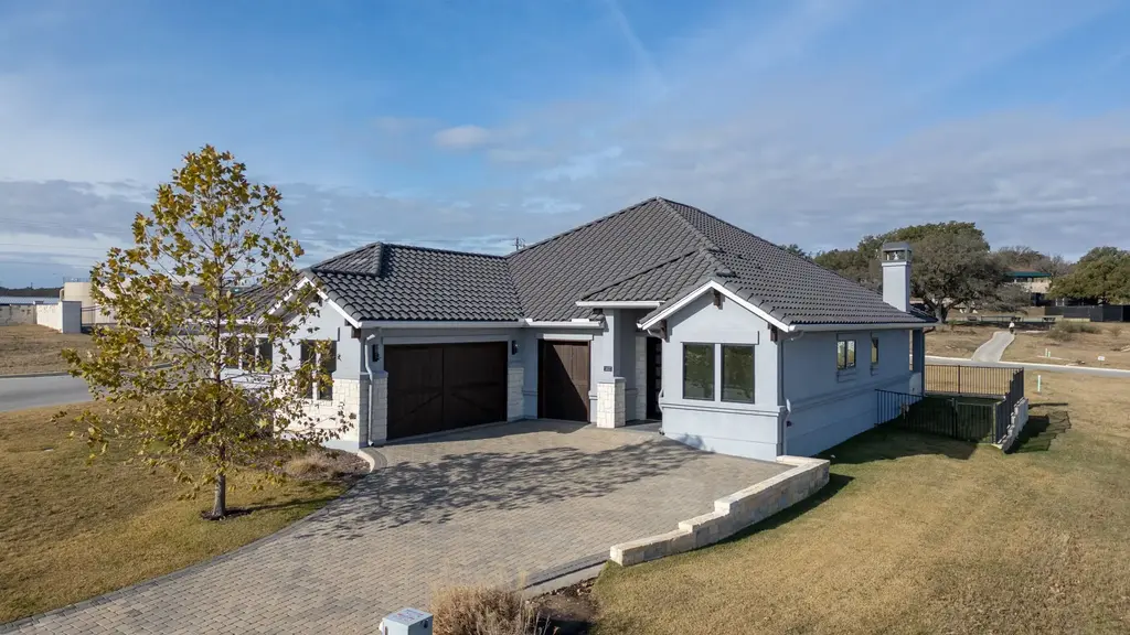 1837 Art Adams Way, Spicewood
