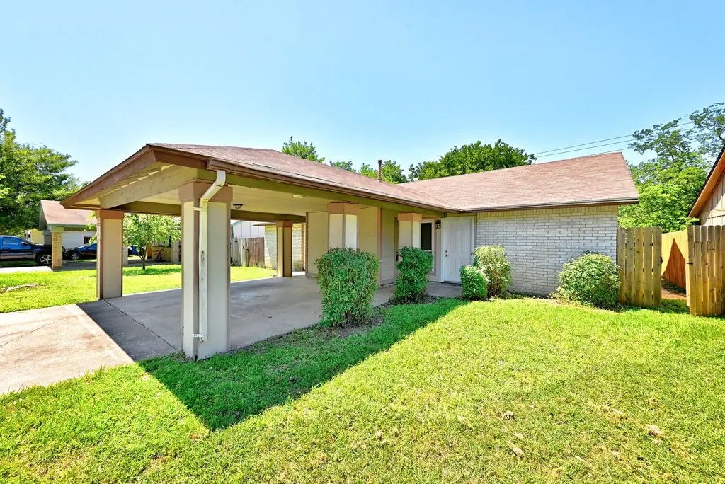 10604 Lanshire Drive B, Austin