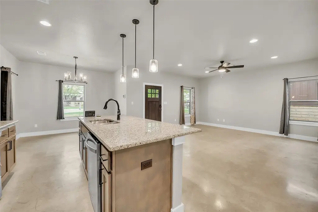 246 Western Avenue, Bertram