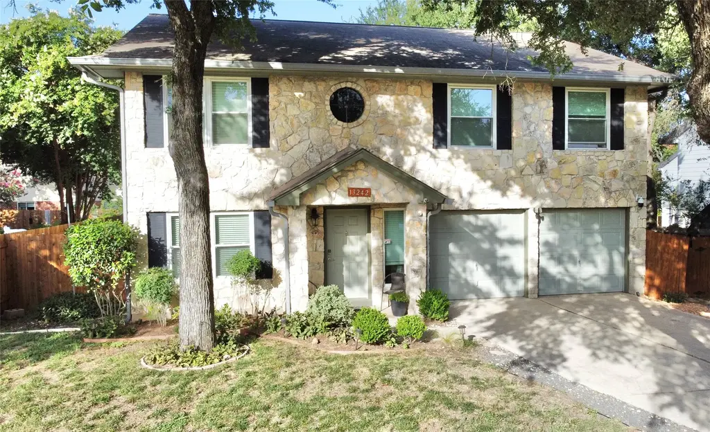 13242 Kerrville Folkway, Austin