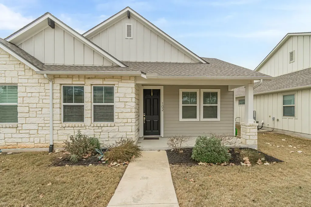212 Bolivar Way 102, San Marcos