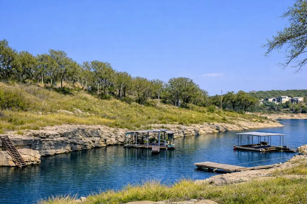 2609 Oak Ridge Drive, Spicewood