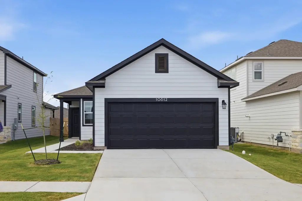 10612 Justify Lane, Buda