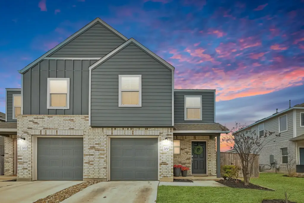 200 George Neggan Lane, Bastrop