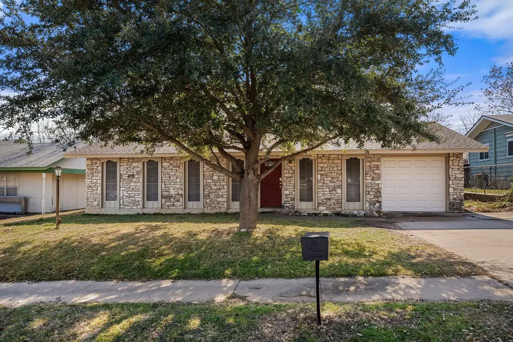 809 Maryland Drive, Austin