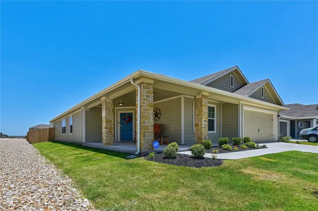 401 Cassandra Drive, Hutto