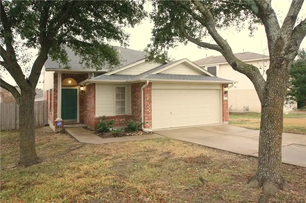 3933 Upper Passage Lane, Round Rock