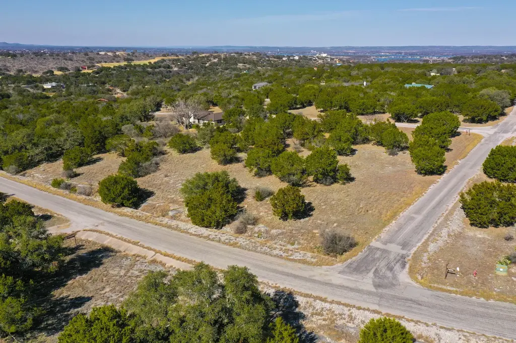Lt 14111 S South Wind/palomino Drive, Horseshoe Bay
