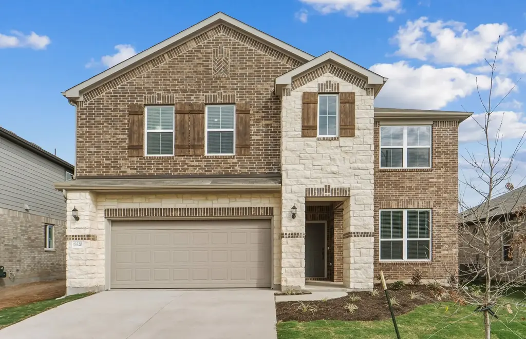 13320 Cerro Castellan Trace, Manor
