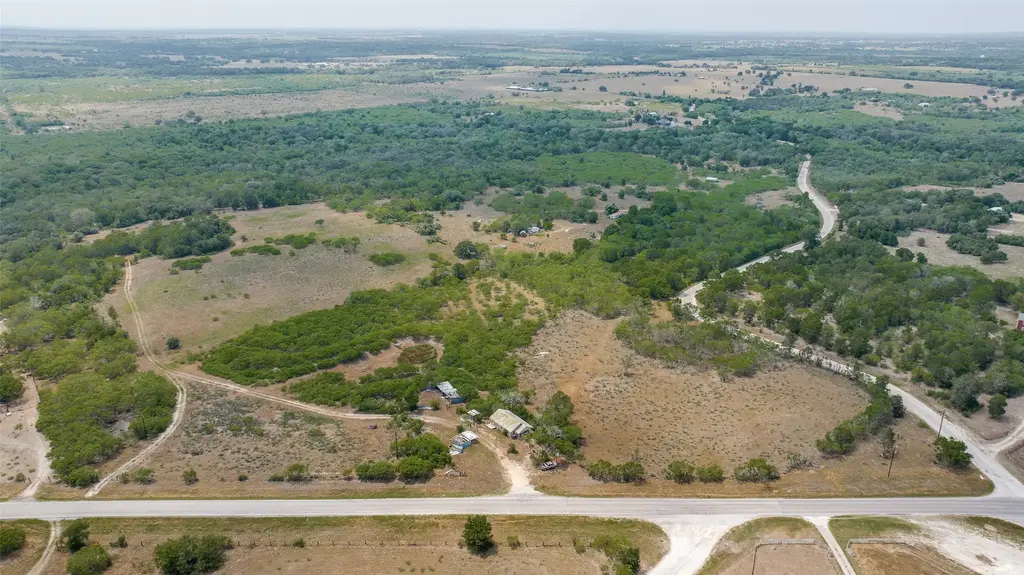 9557 Fm 86, Lockhart