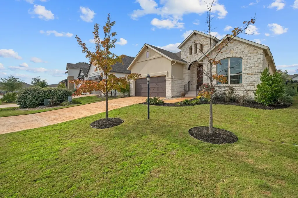 228 Sumalt Gap Way, Lakeway