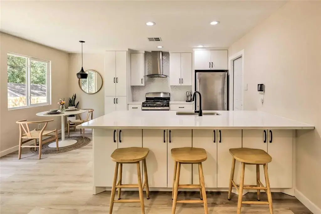 6204 Wagon Bend, Austin