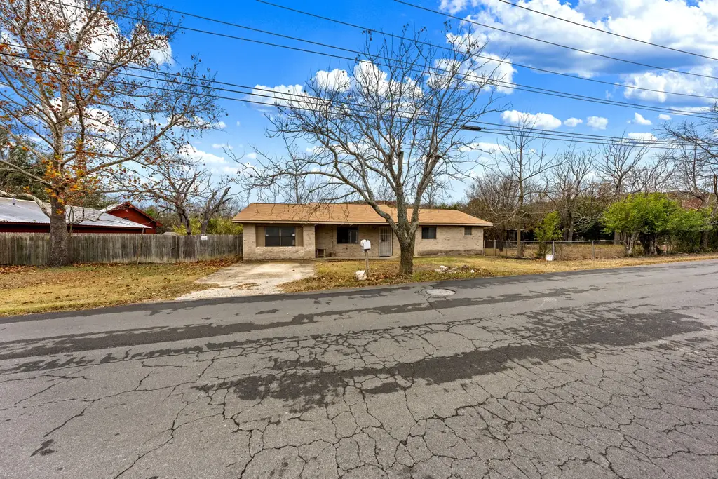 311 Leslie Drive, Kerrville