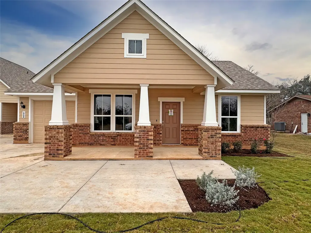 104-b Osage Drive, Leander