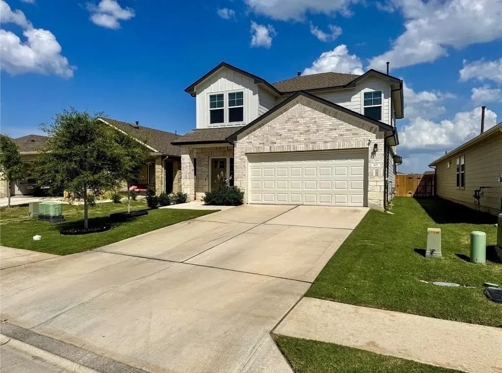 107 Hamilton Pool Lane, Bastrop