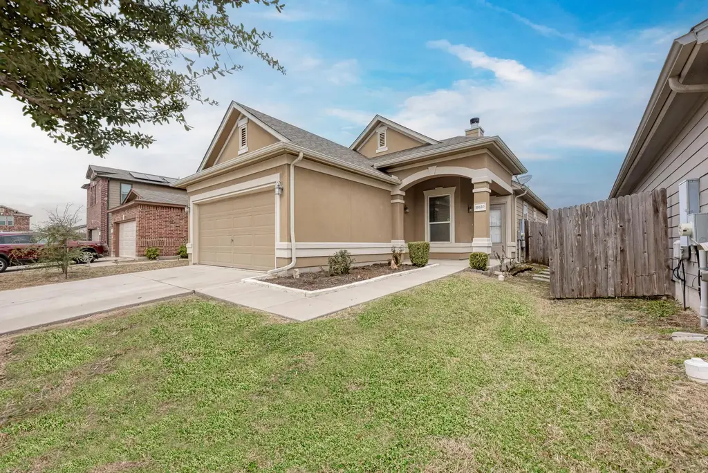 18820 James Carter Jr Street, Manor