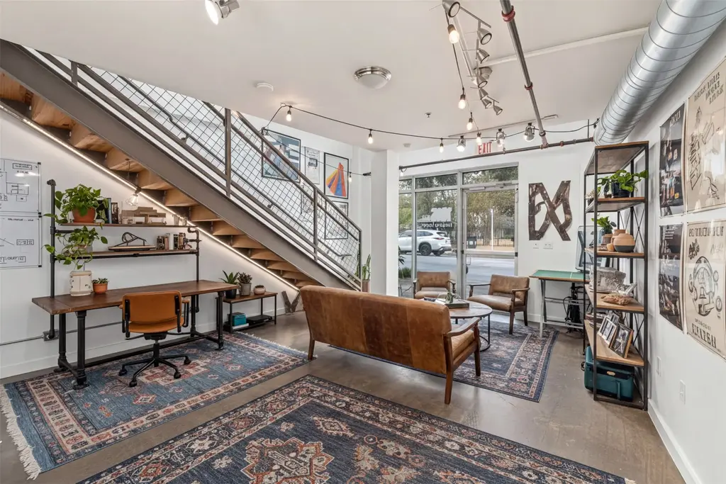 1601 E Cesar Chavez Street 106, Austin