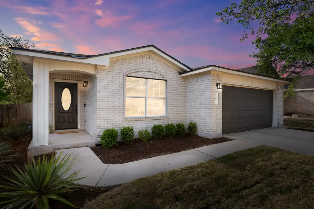 202 Grant Court, Leander