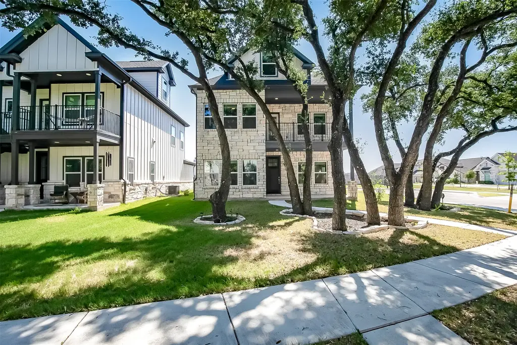 1301 Low Branch Lane 1, Leander