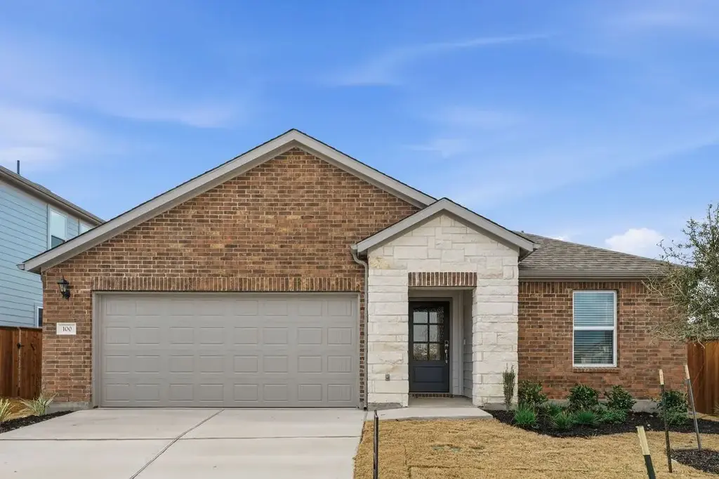 100 Childress Street, Hutto