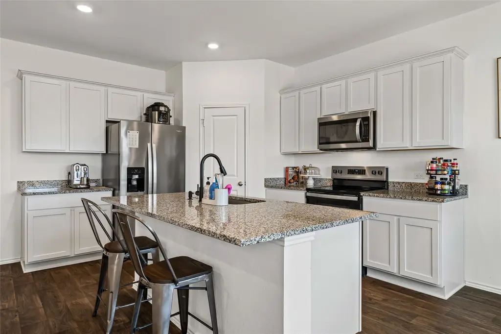 18517 Cremello Drive A, Manor