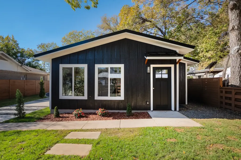 1006 Cherico#2 Street, Austin