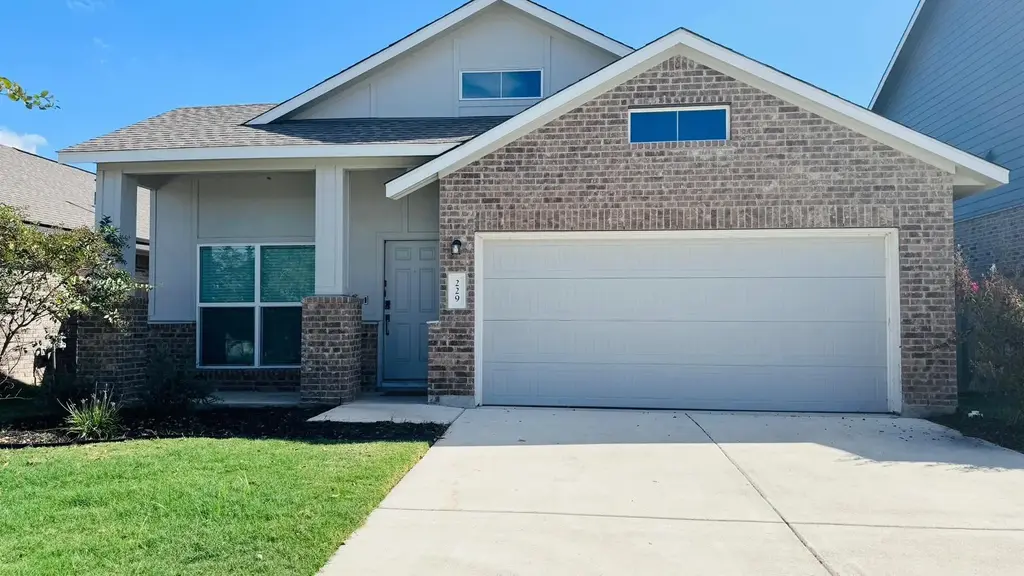 229 George Neggan Lane, Bastrop