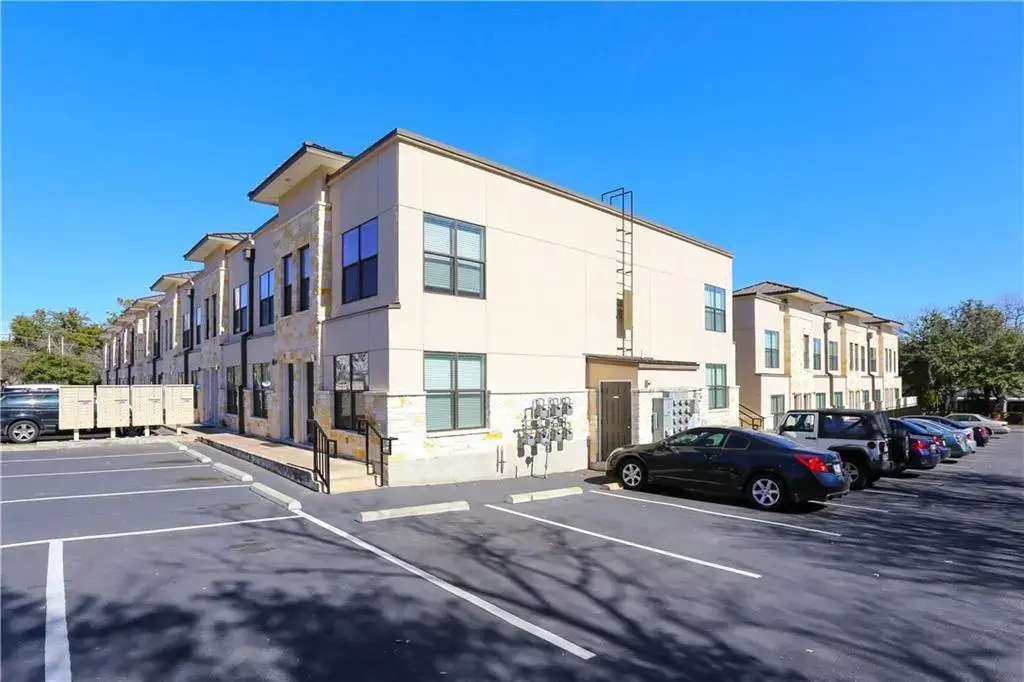 711 W 32nd Street 146, Austin