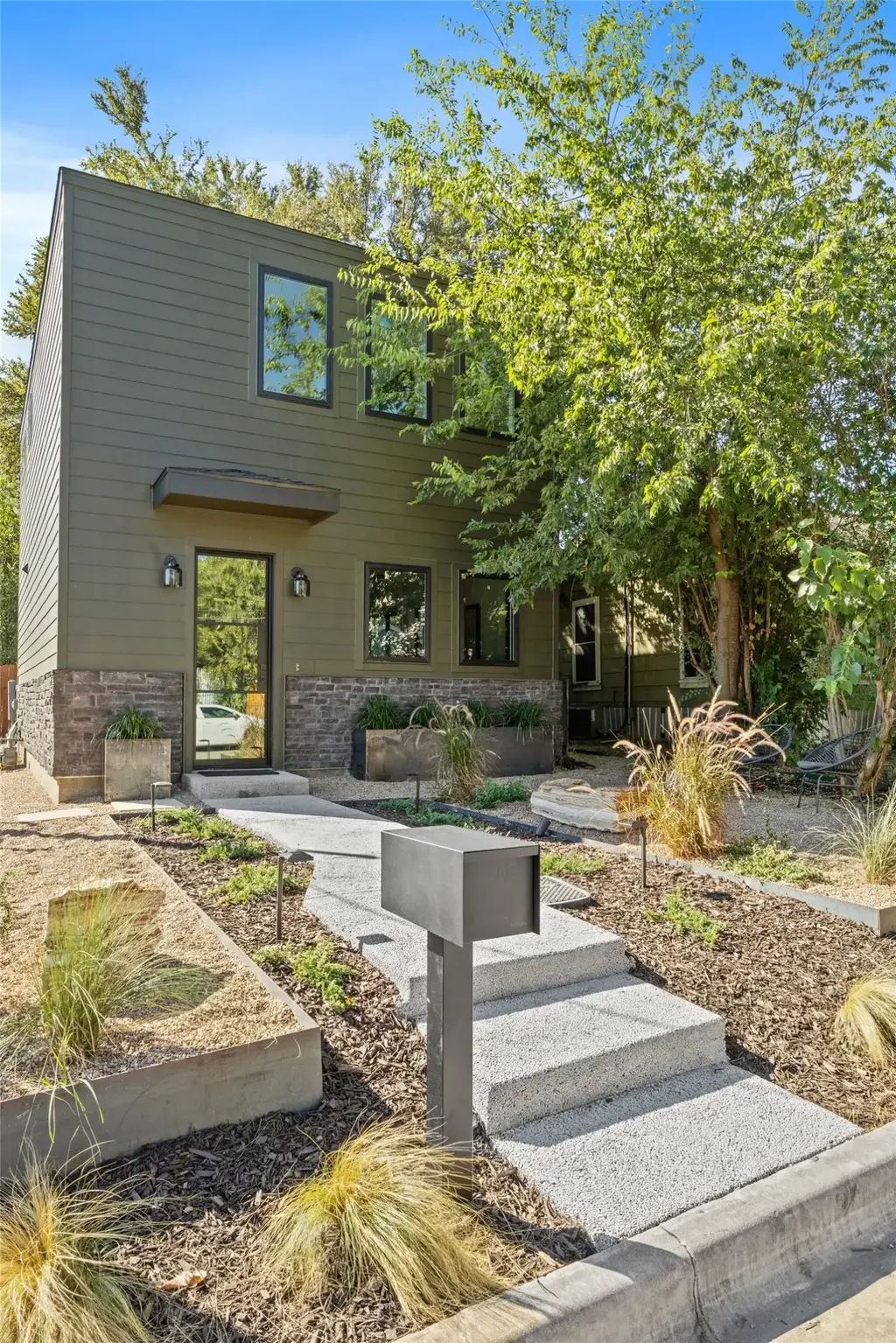 2305 E 21st Street 2, Austin