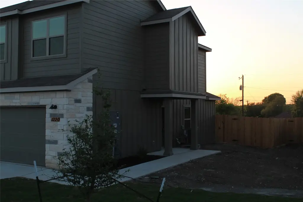 1220 Garland Road, Georgetown