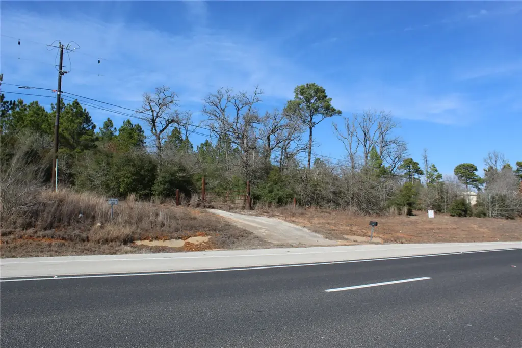 736 Highway 21 Highway E, Bastrop
