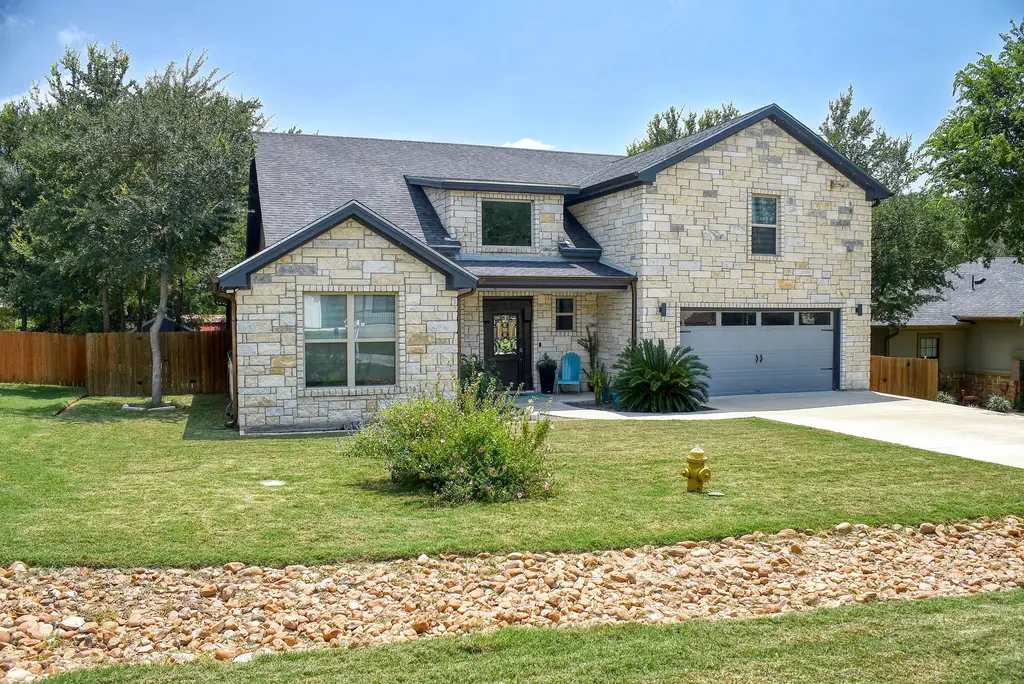 160 Nuuanu Lane, Bastrop