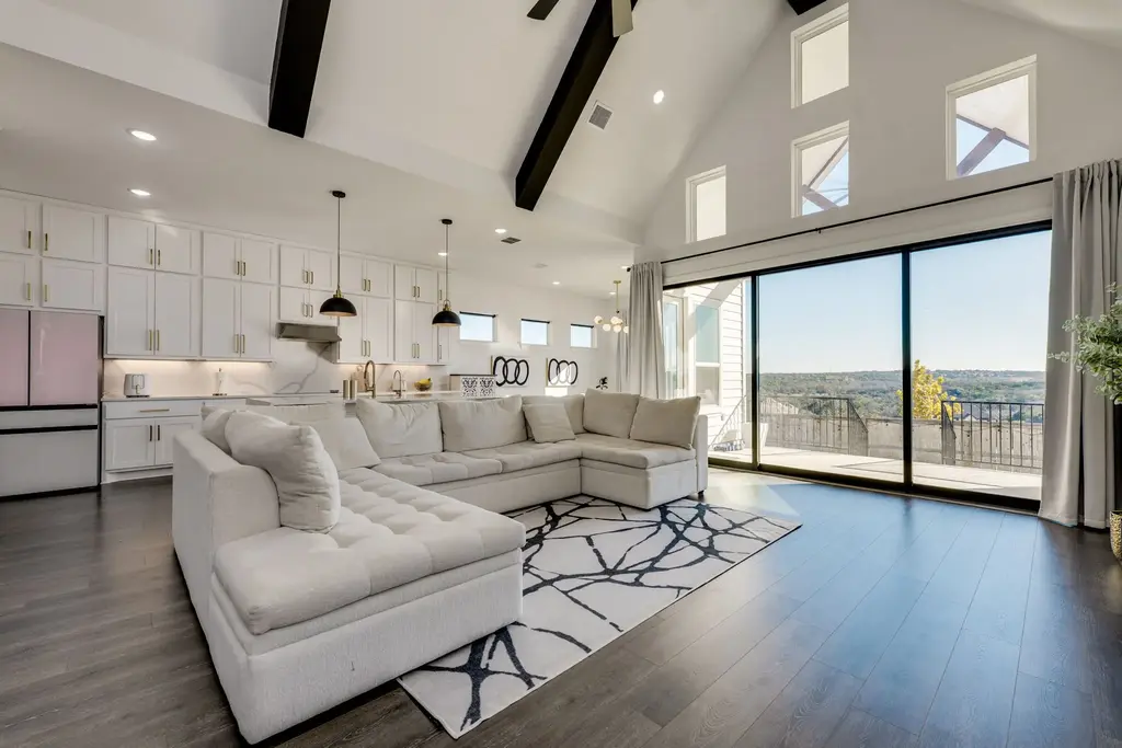124 Serenity Hills Drive, Georgetown