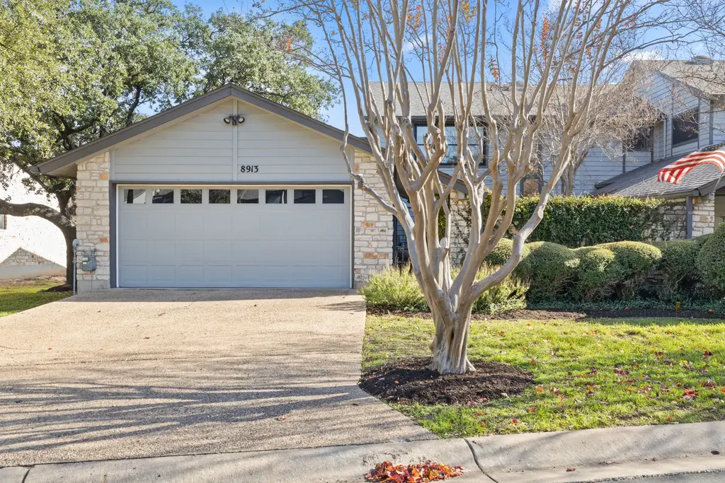 8913 Mount Bartlett Drive, Austin