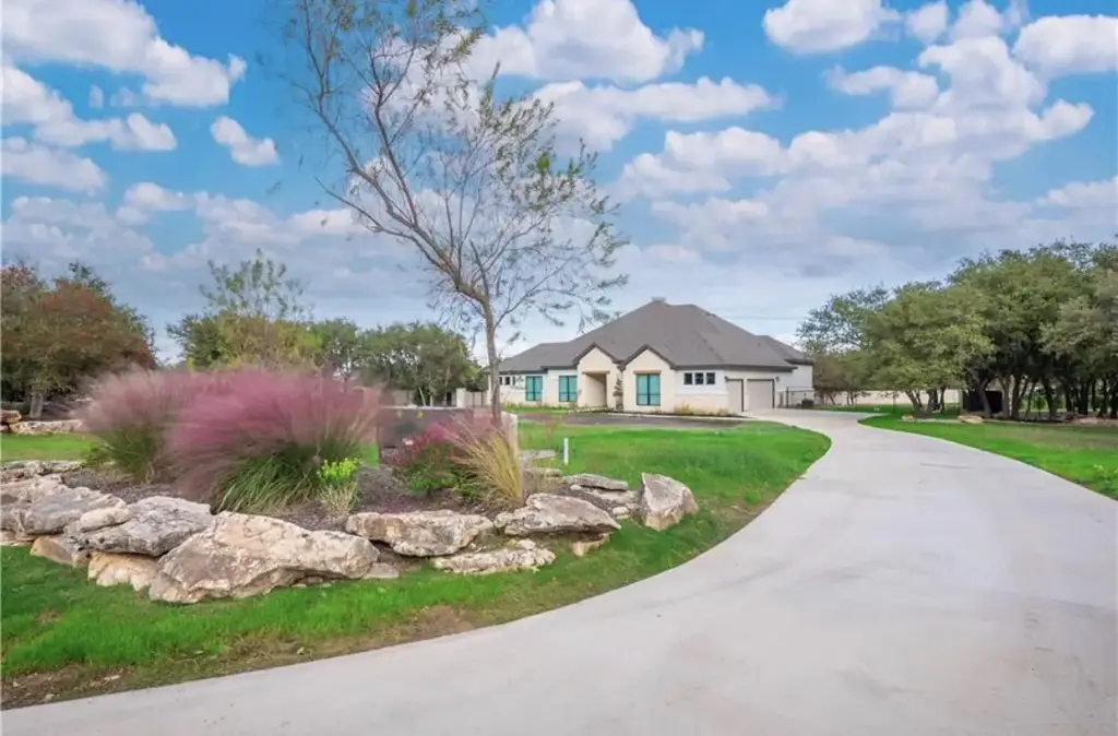 101 Gabriel Woods Drive, Georgetown