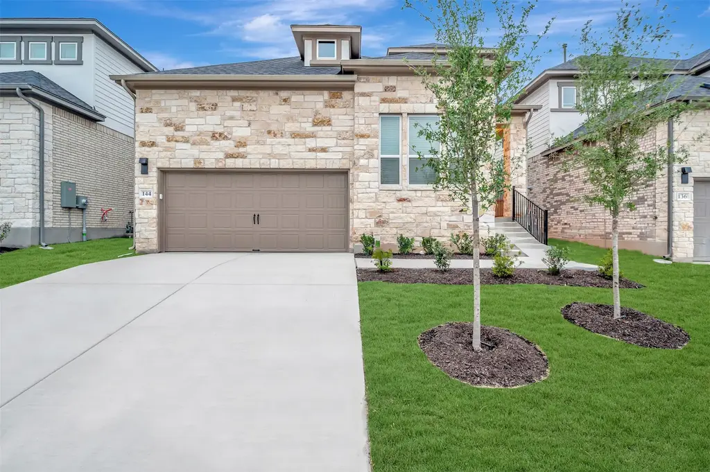 144 Bishop Wood Road, Dripping Springs