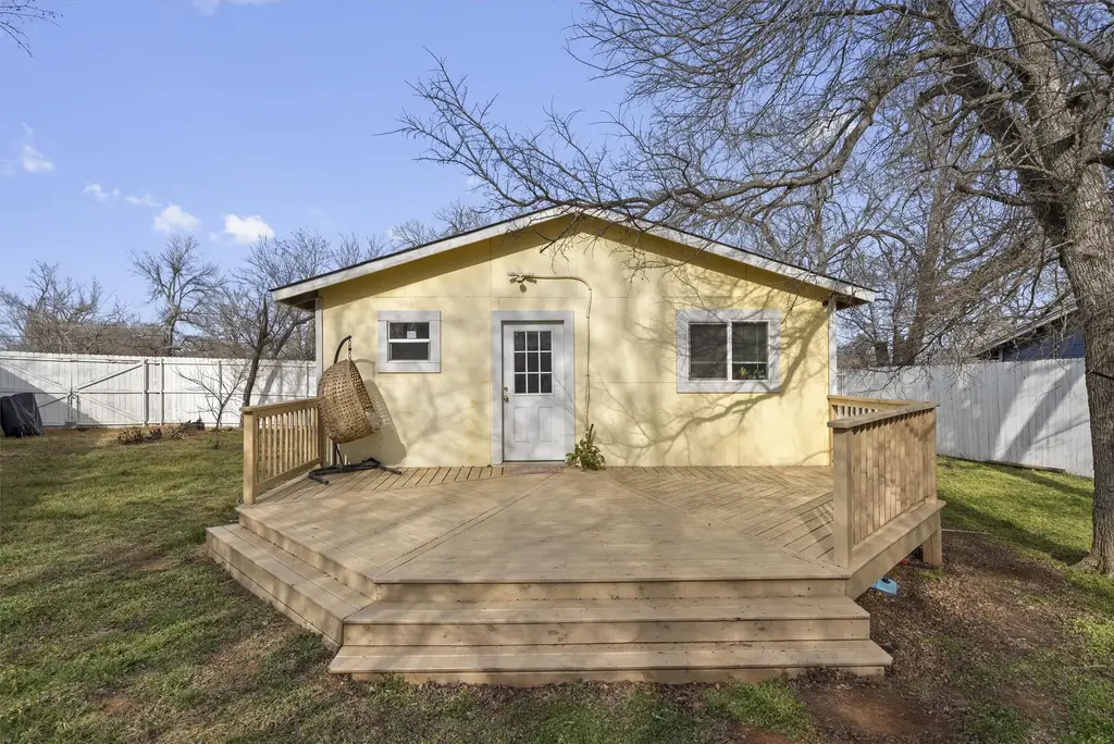 121 Jackson Street, Elgin