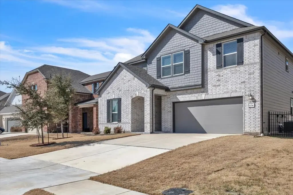 12716 Mogador Street, Manor
