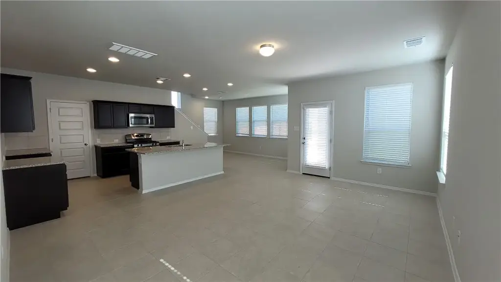 11605 Lago De Garda Drive, Austin
